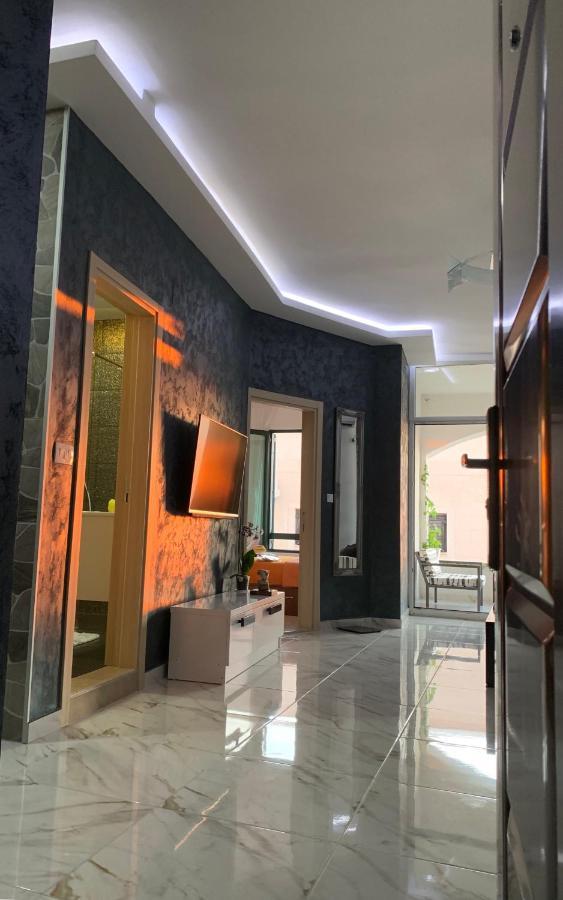 Sound Of The Sea Apartment Sveti Stefan Exterior photo