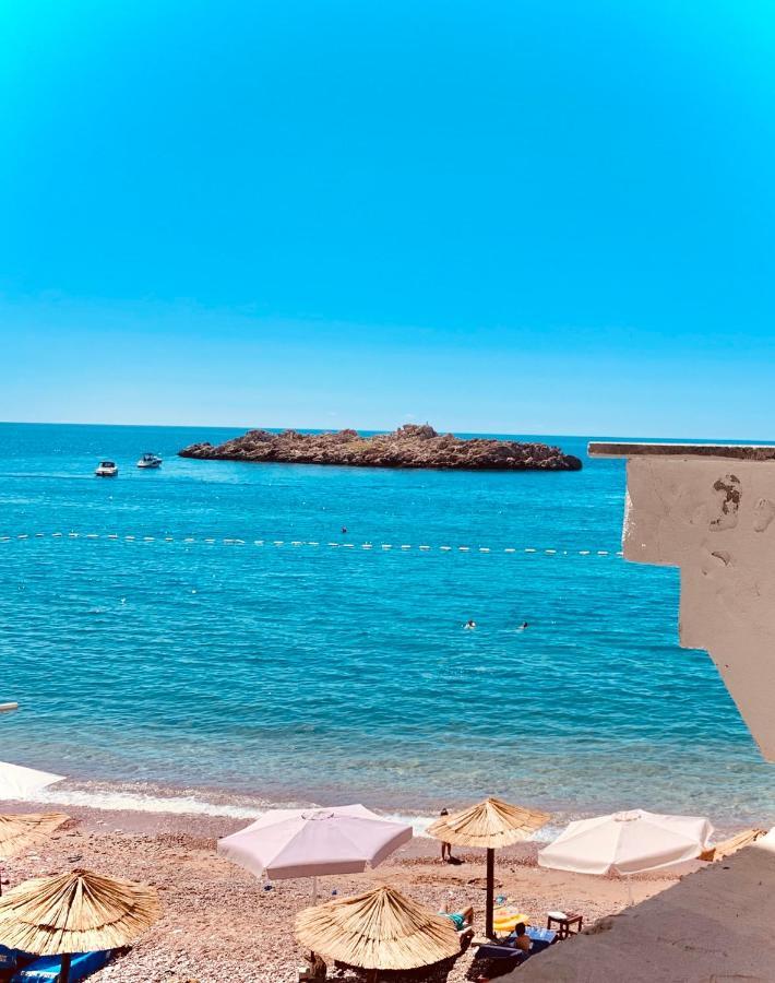 Sound Of The Sea Apartment Sveti Stefan Exterior photo